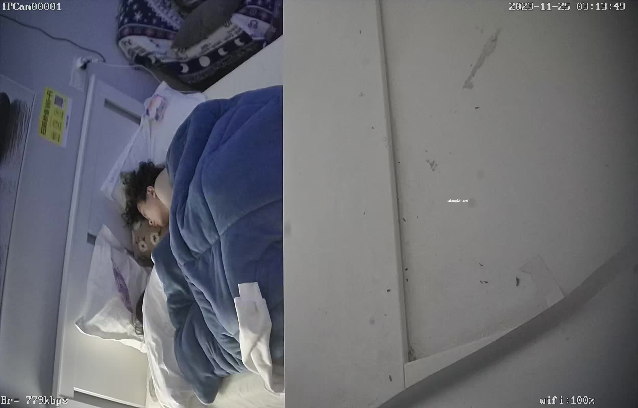 1 (18)