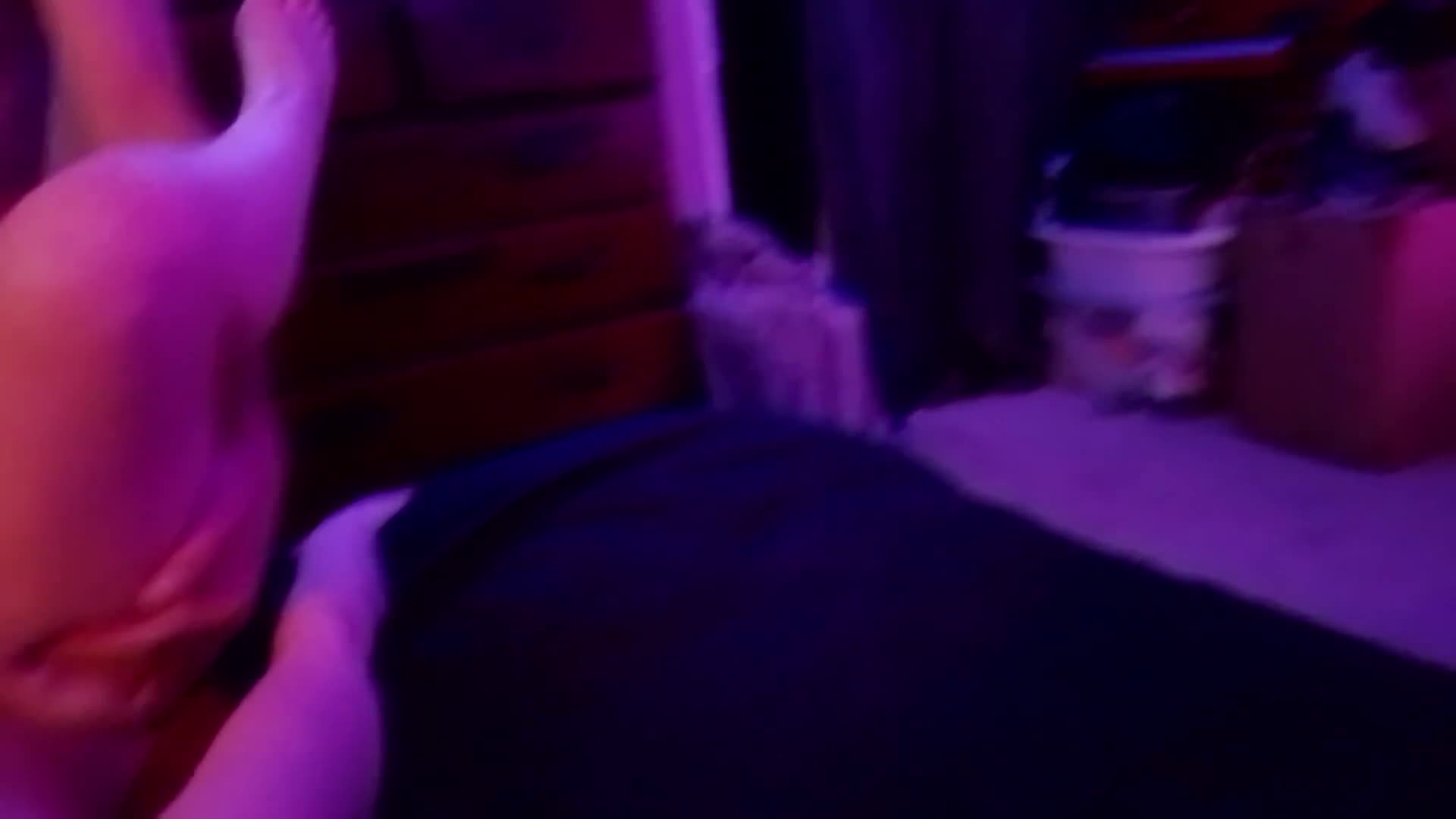 1 (34)
