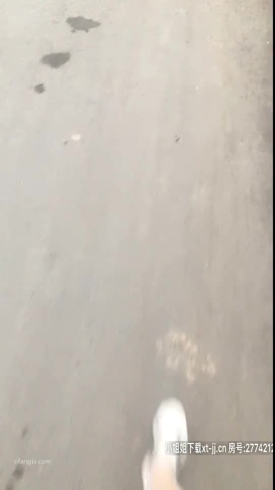 1 (43)