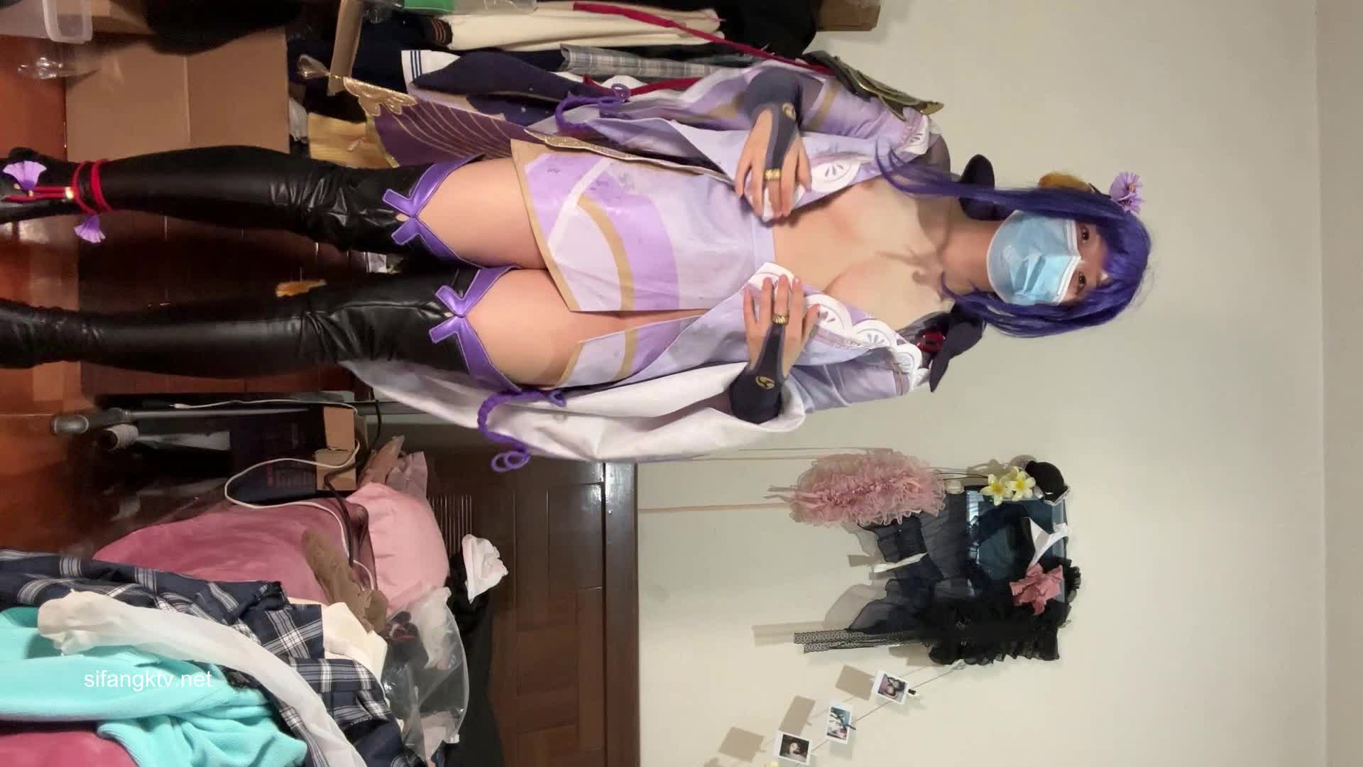 1 (4)