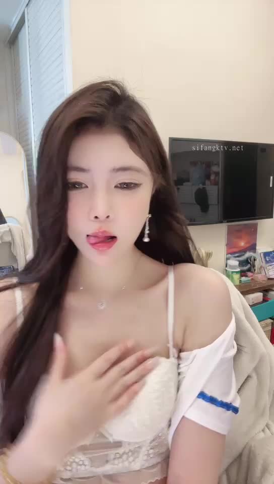 1 (15)