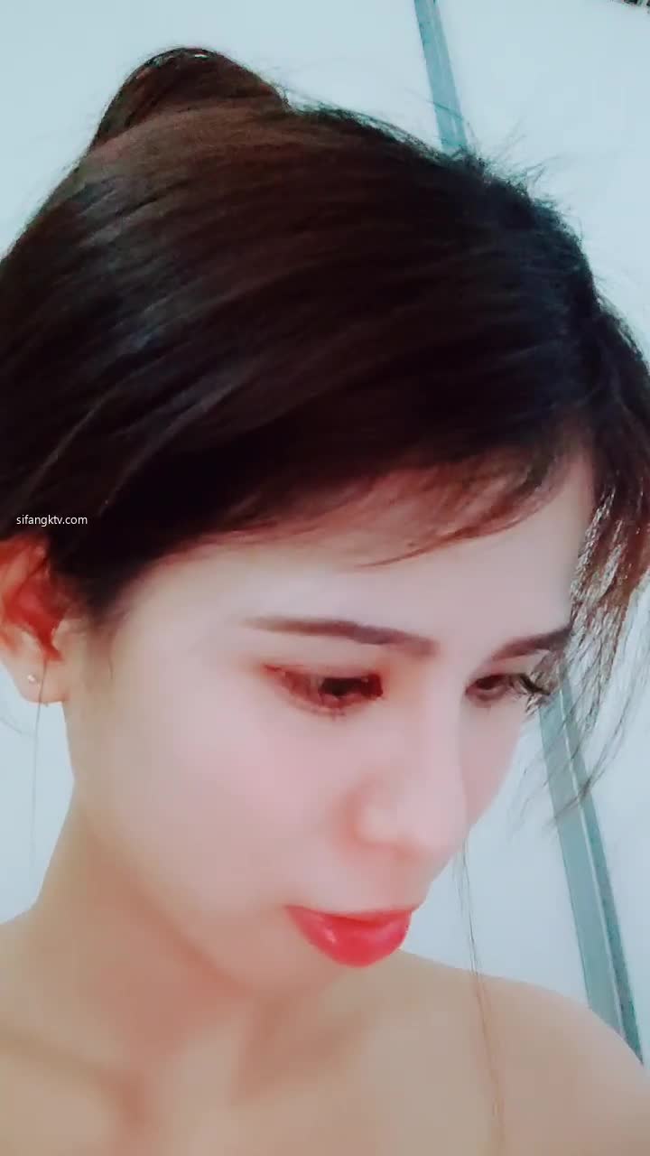 1 (18)