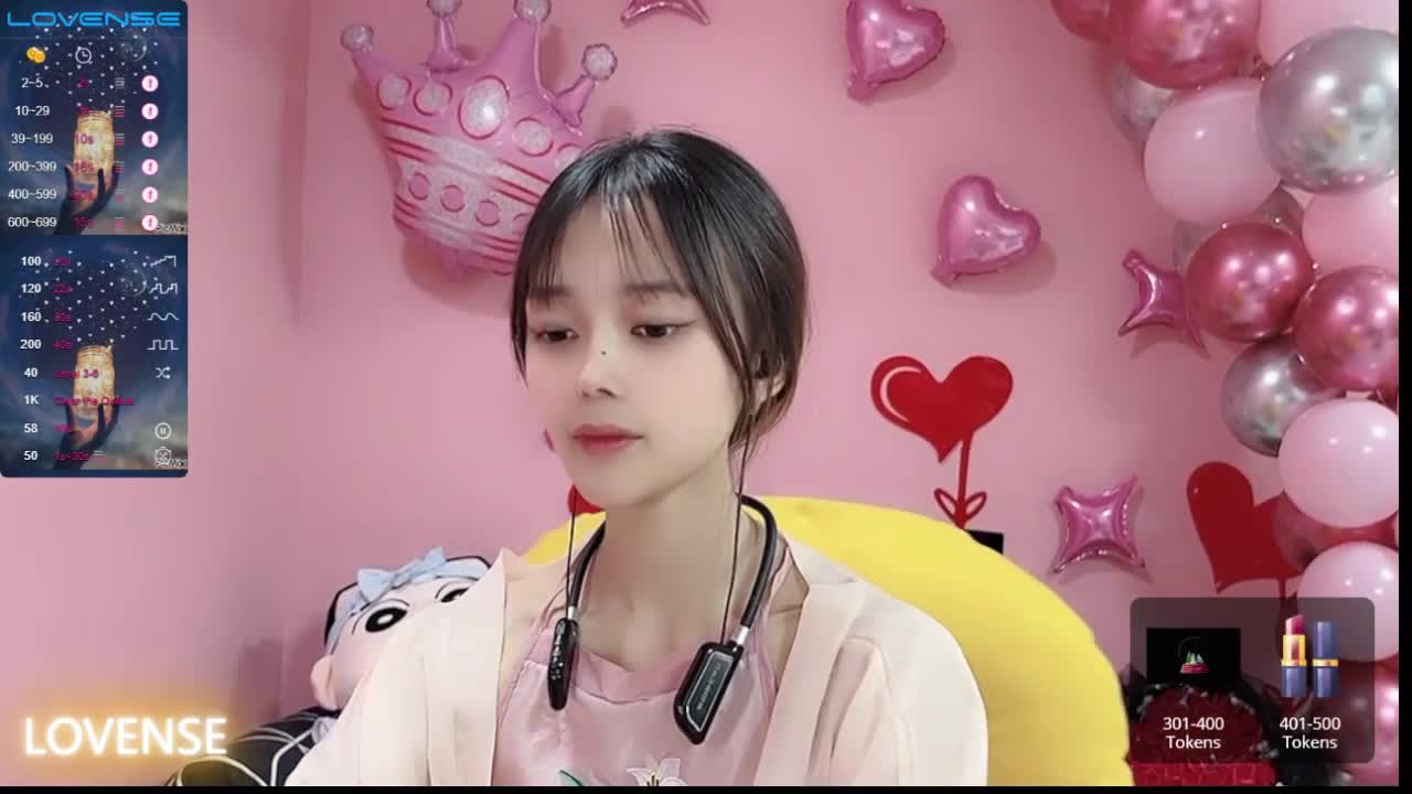 1 (19)