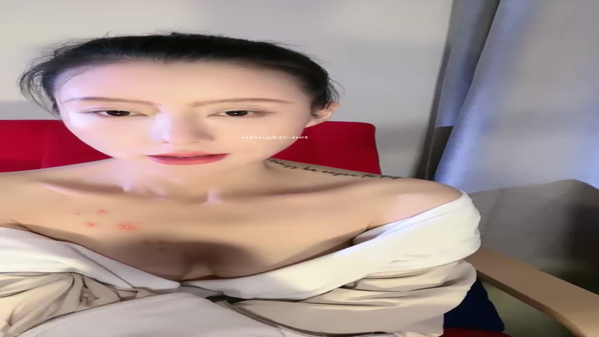 1 (21)