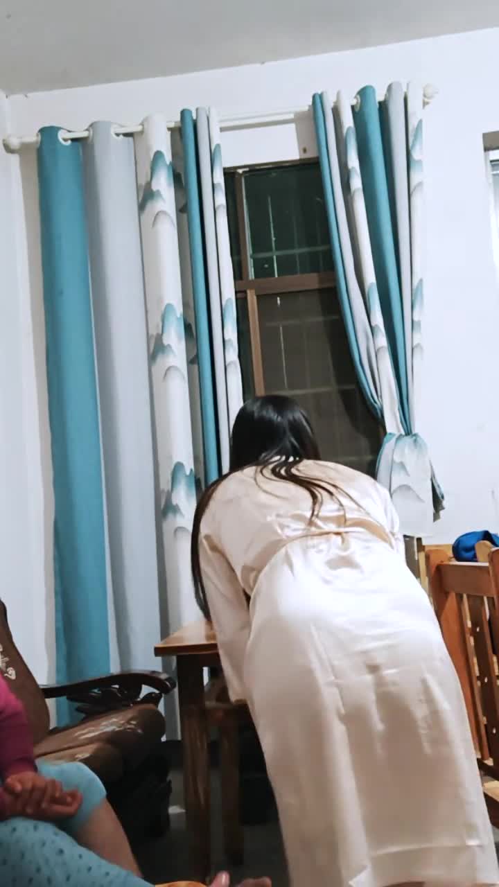 1 (2)