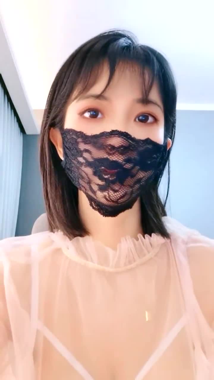 1 (16)