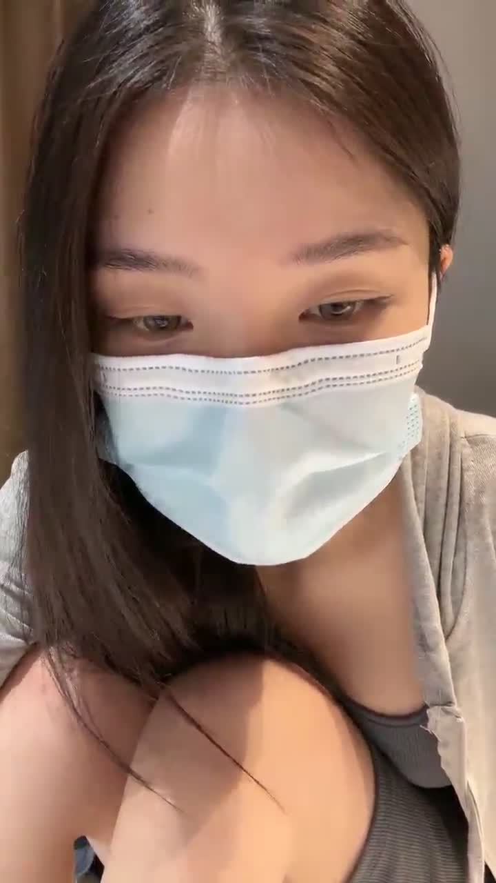 1 (17)