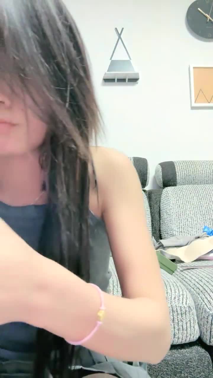 1 (34)