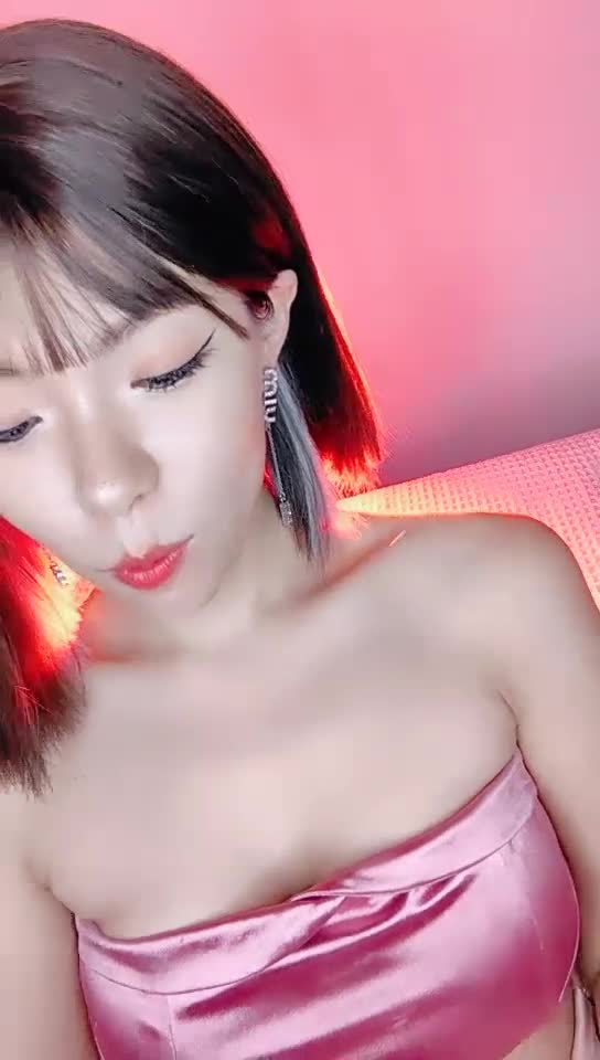 1 (17)