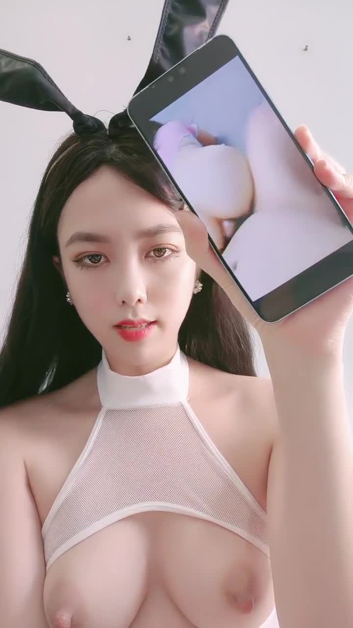 1 (19)
