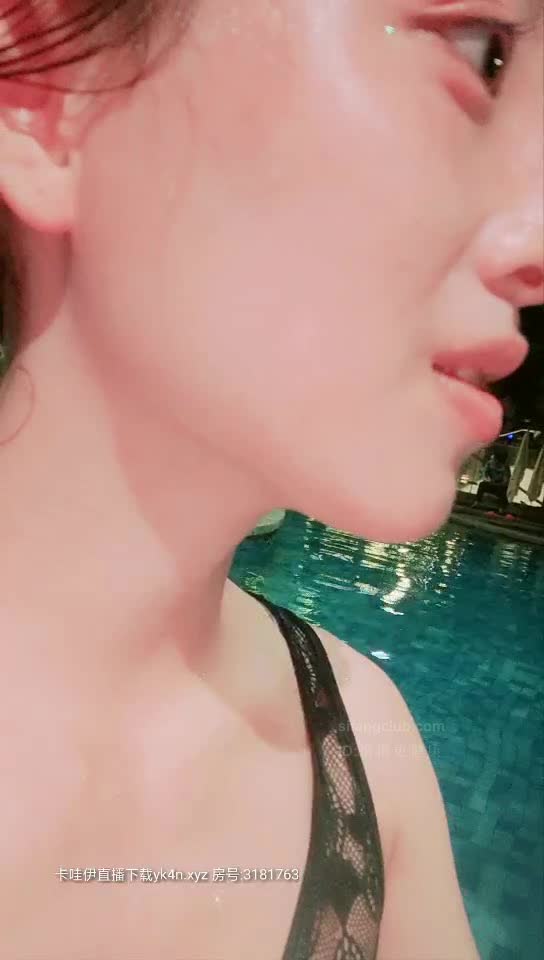 1 (28)