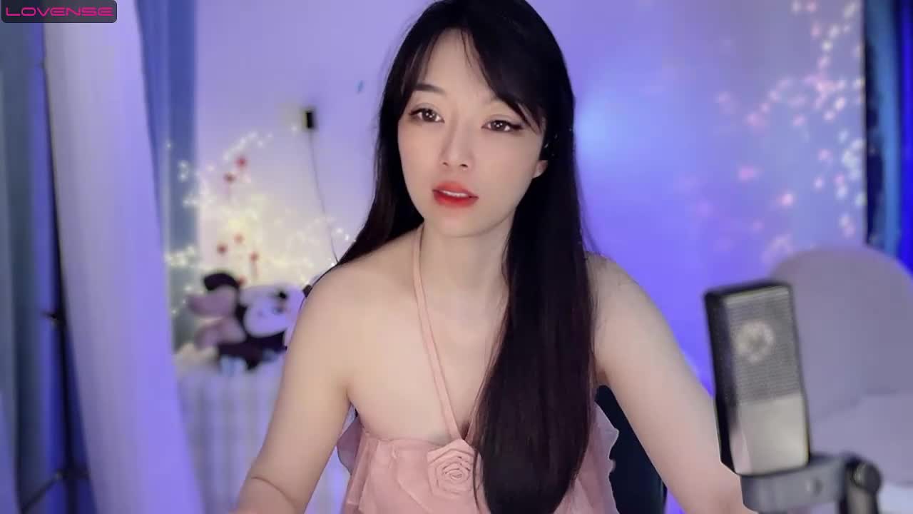 1 (32)
