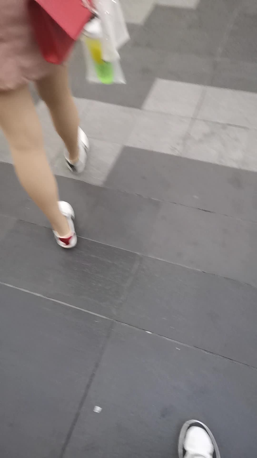 1 (42)