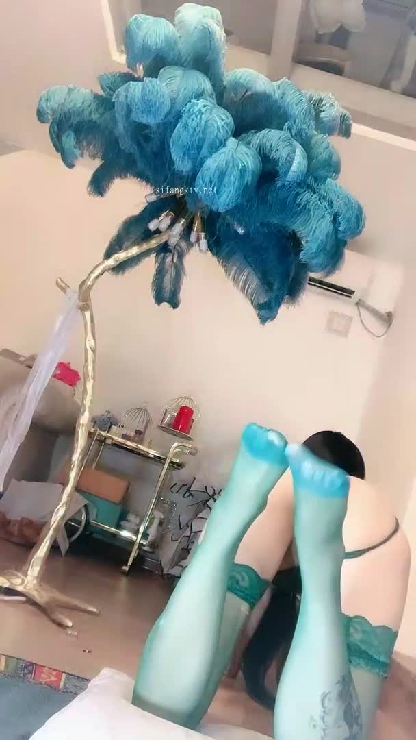 1 (16)