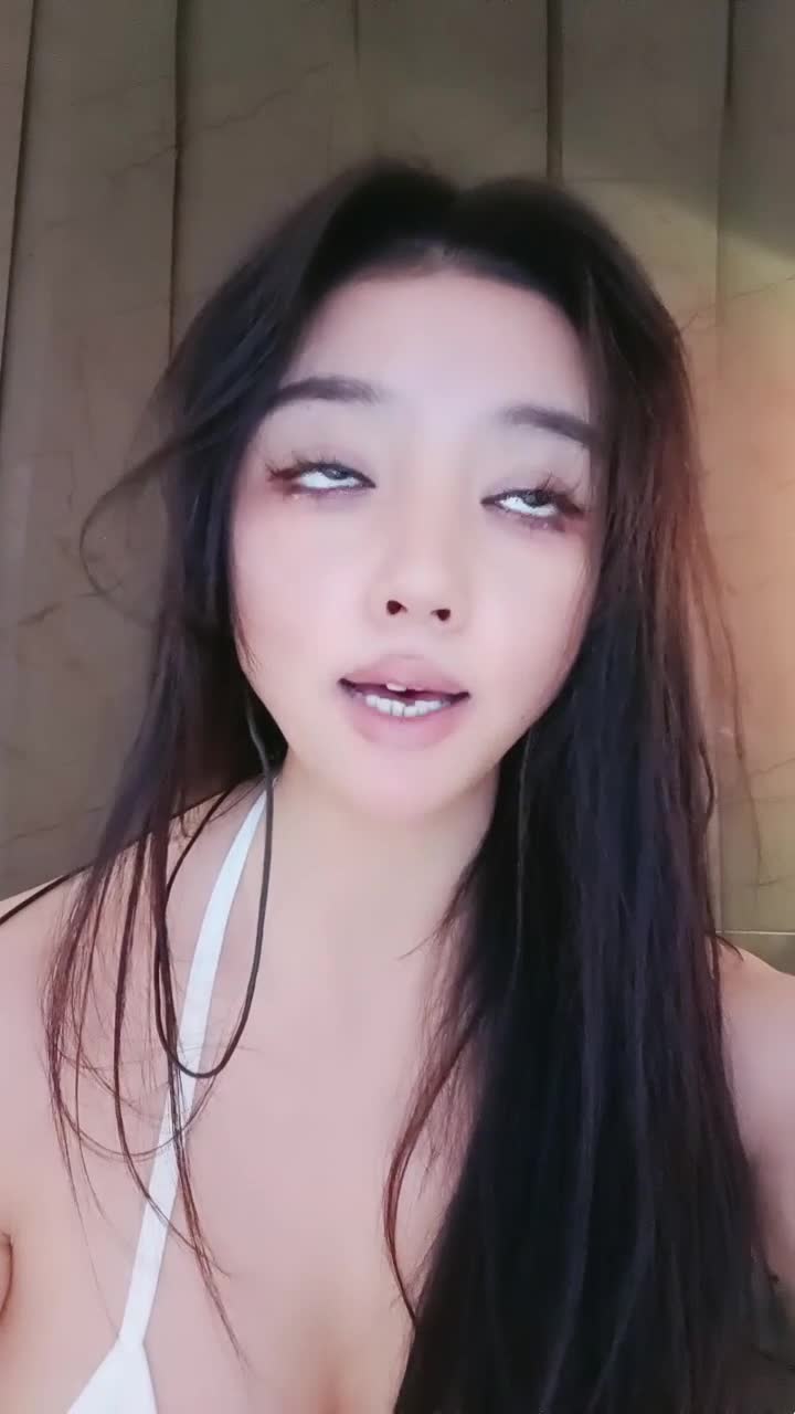 1 (10)
