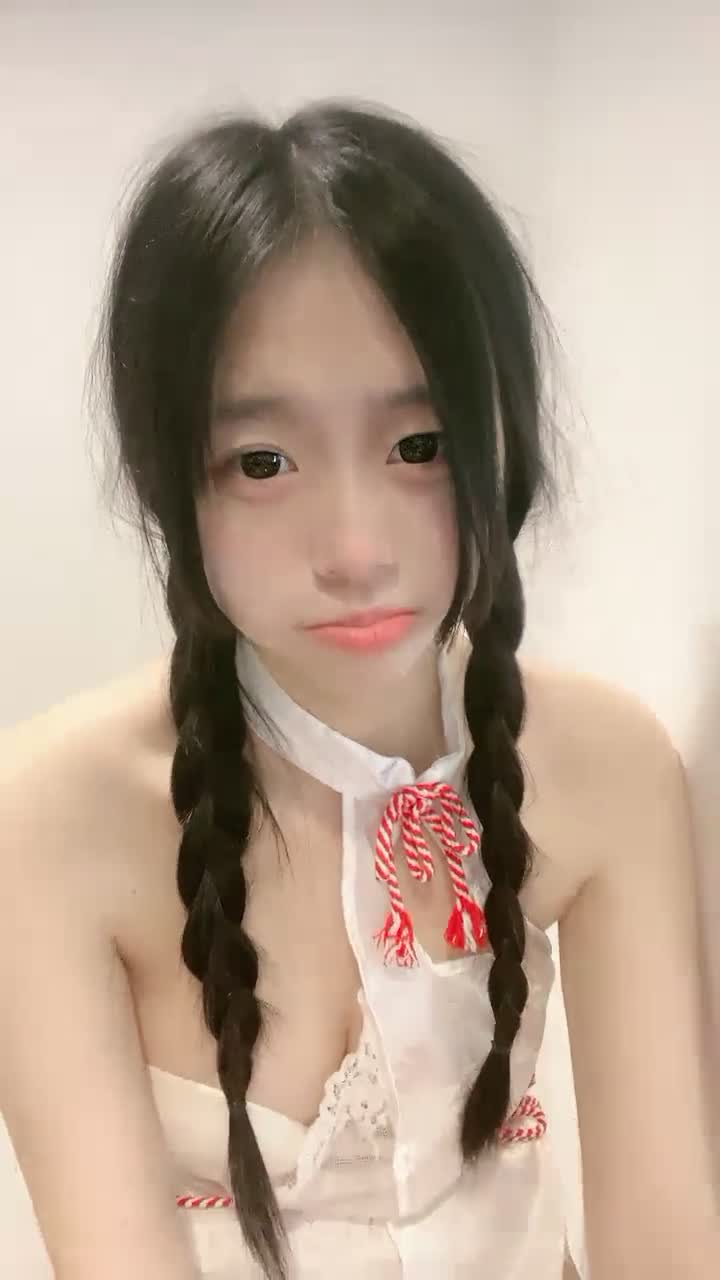 1 (11)