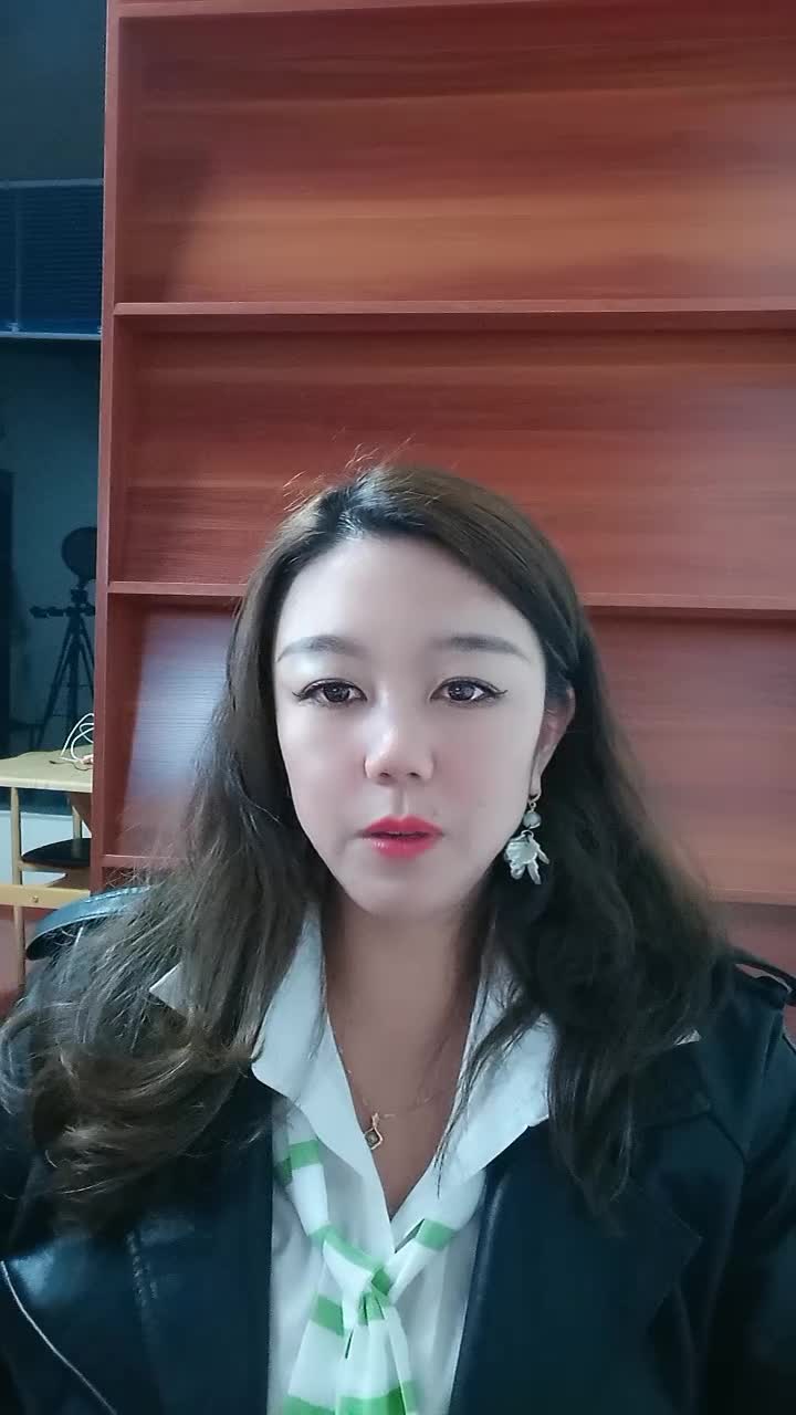1 (19)