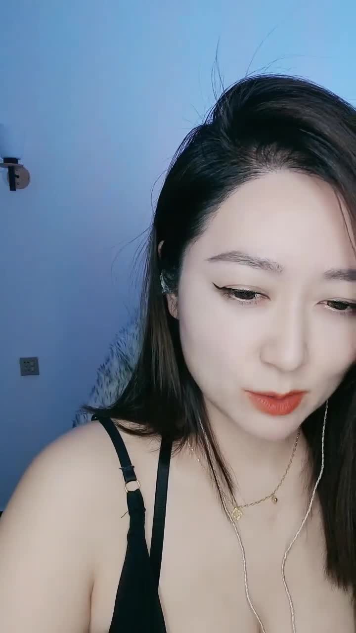 1 (35)