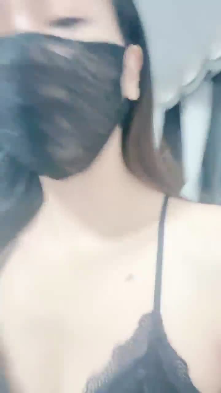 1 (19)