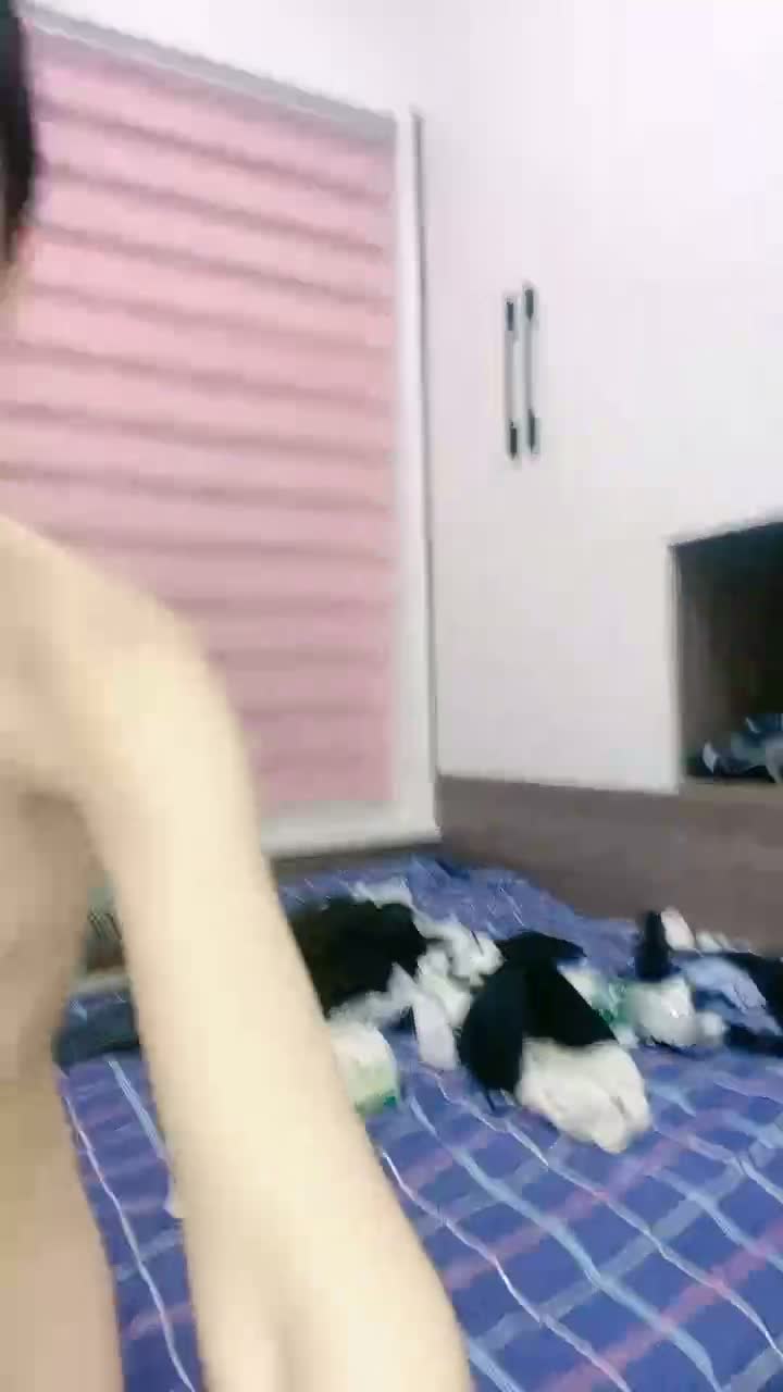 1 (22)