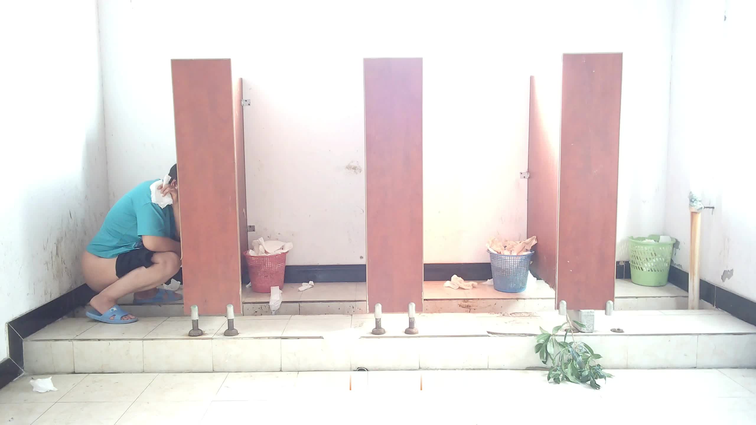 1 (28)