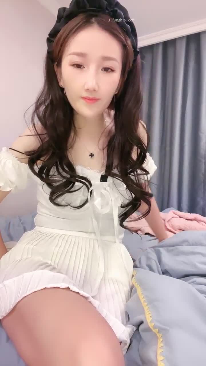 1 (17)