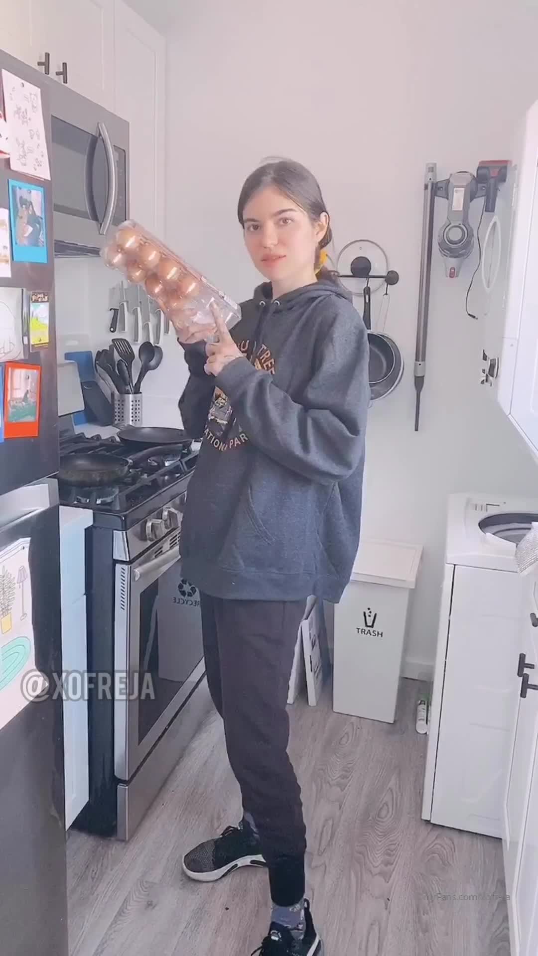 (18)