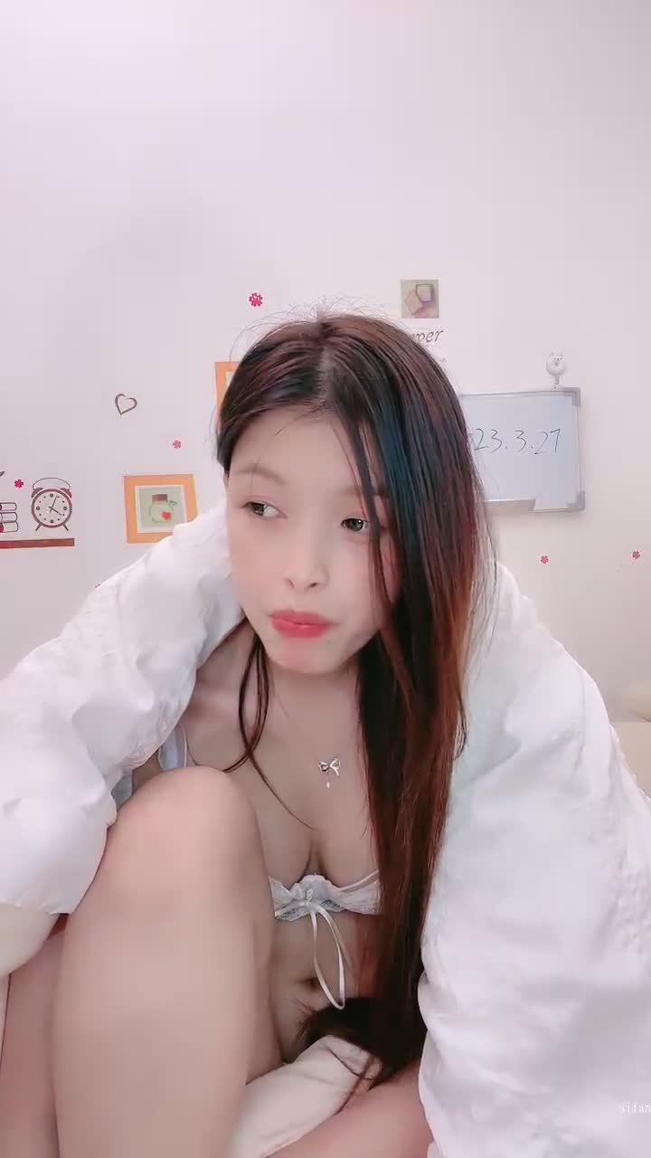1 (9)
