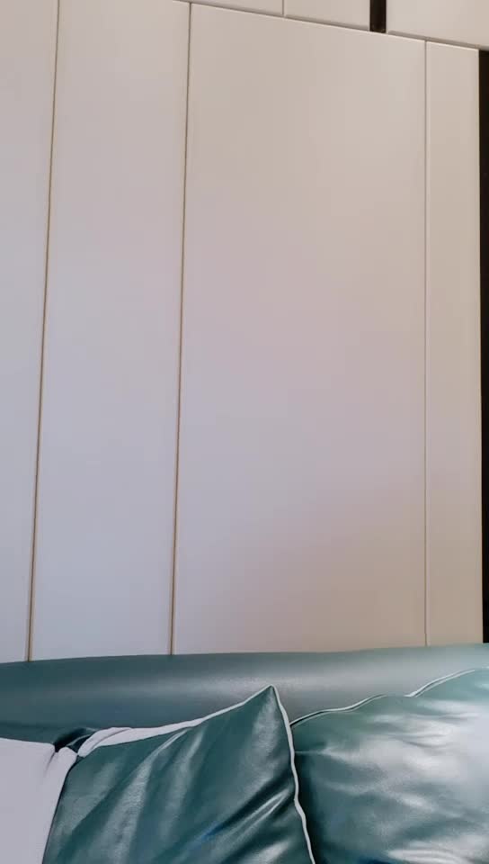 1 (11)