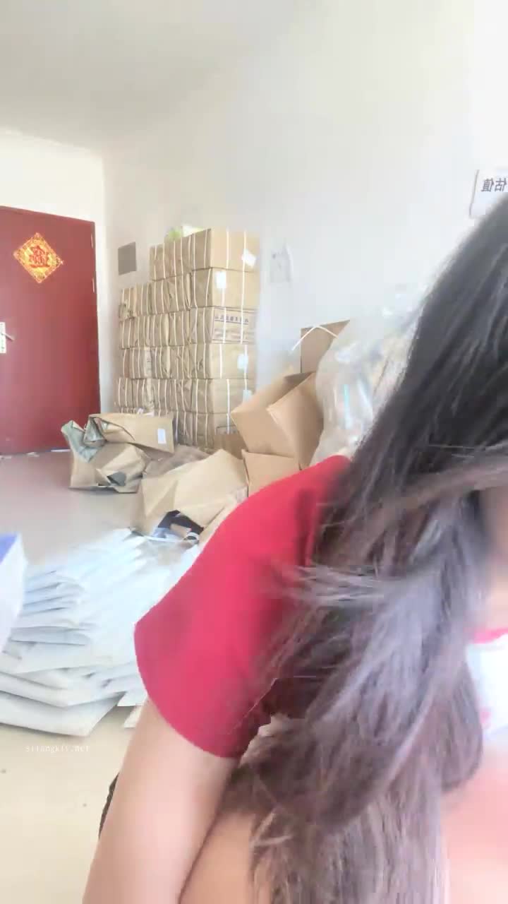 1 (43)