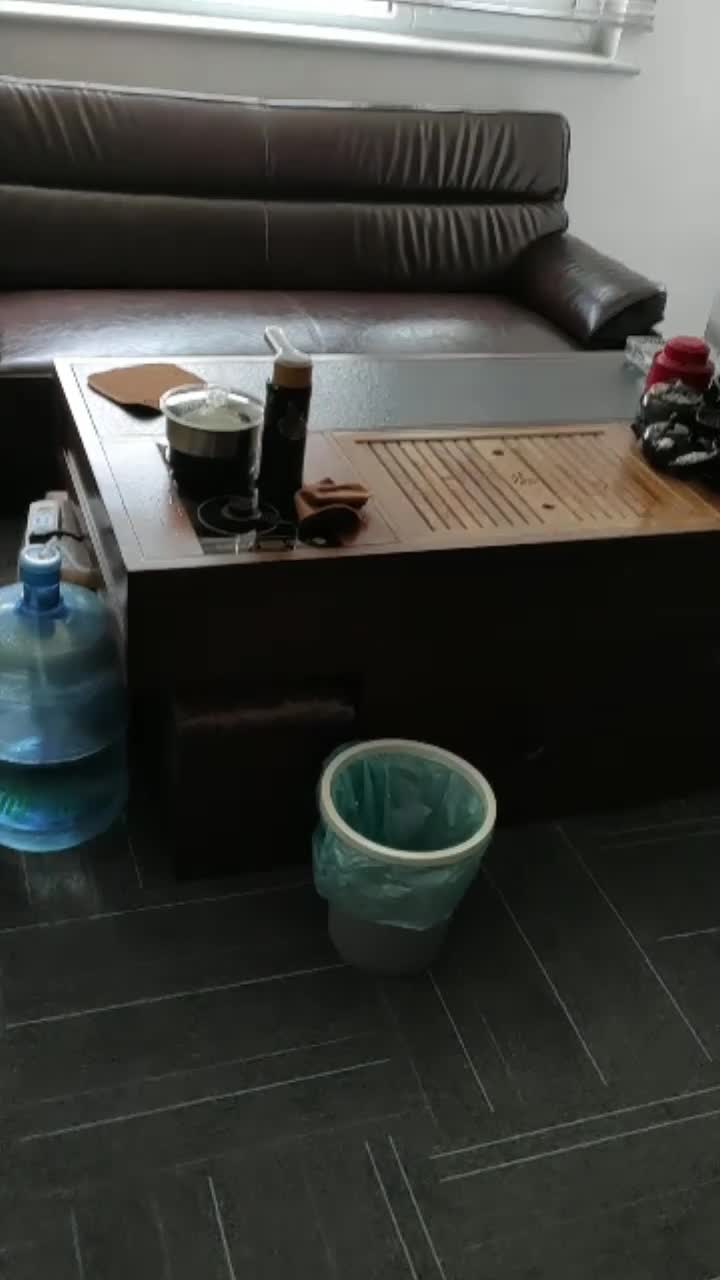 1 (11)