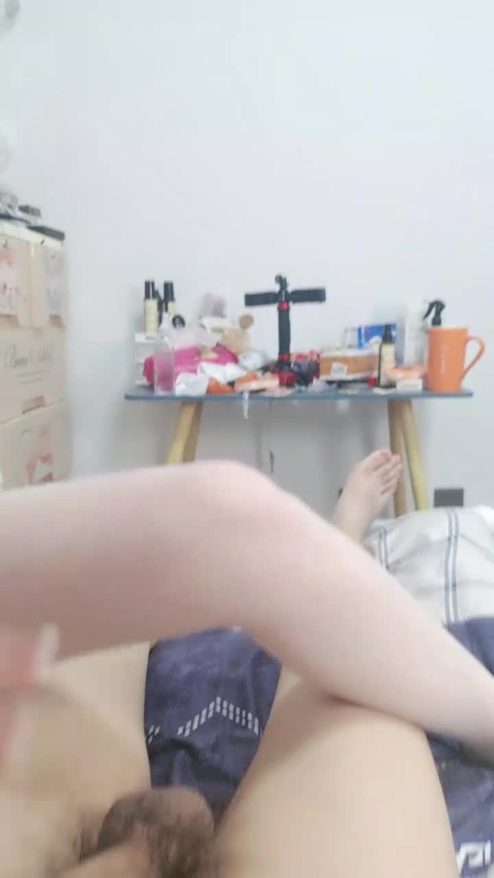 1 (22)