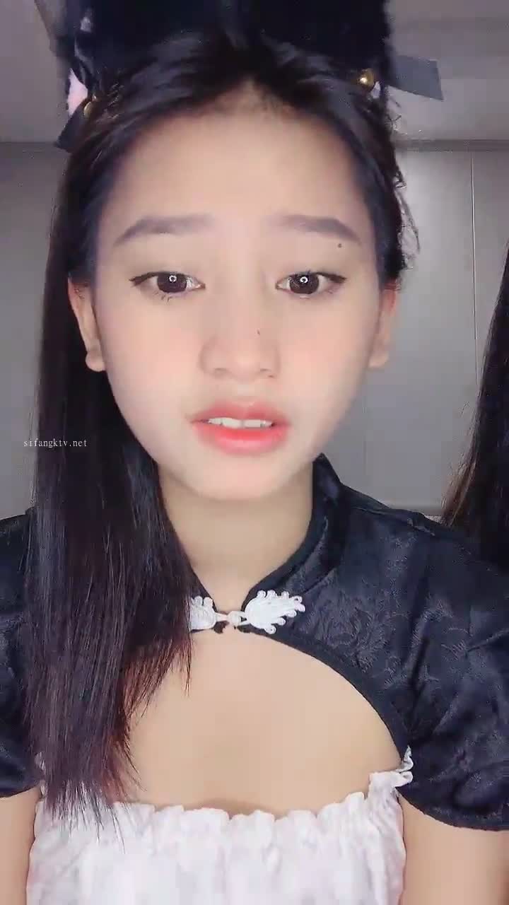 1 (18)