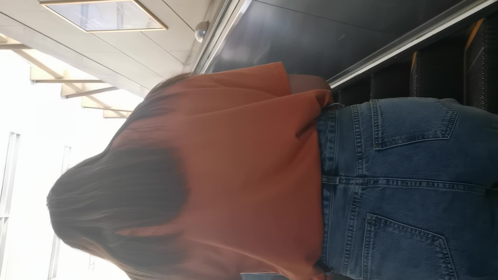 1 (19)