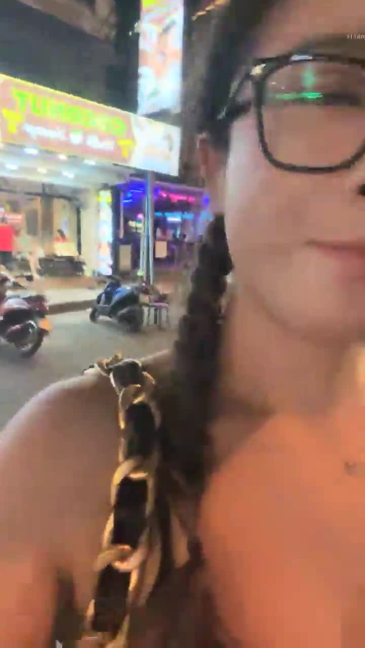 1 (23)
