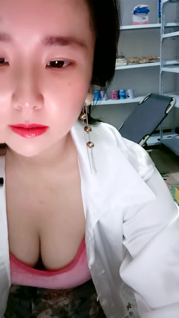 1 (8)
