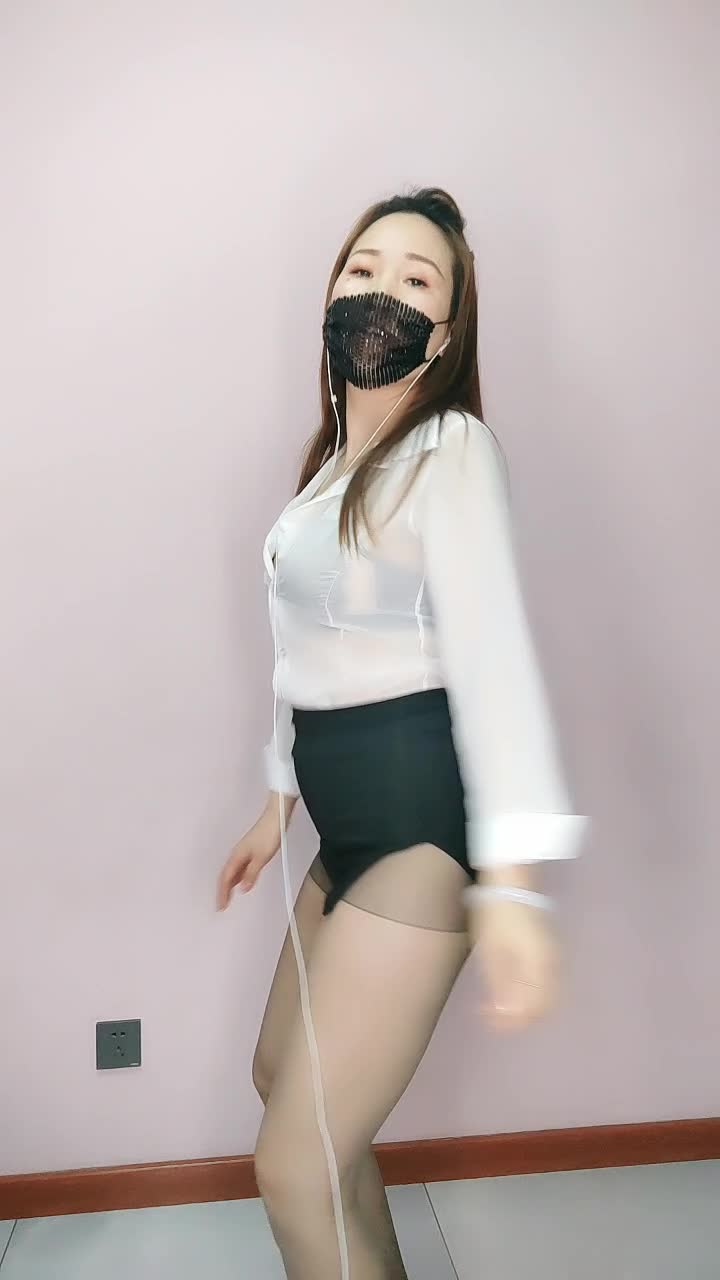 1 (6)