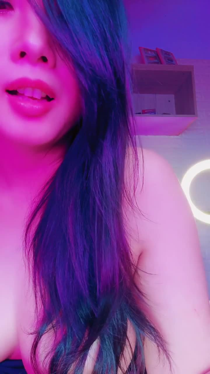 1 (18)
