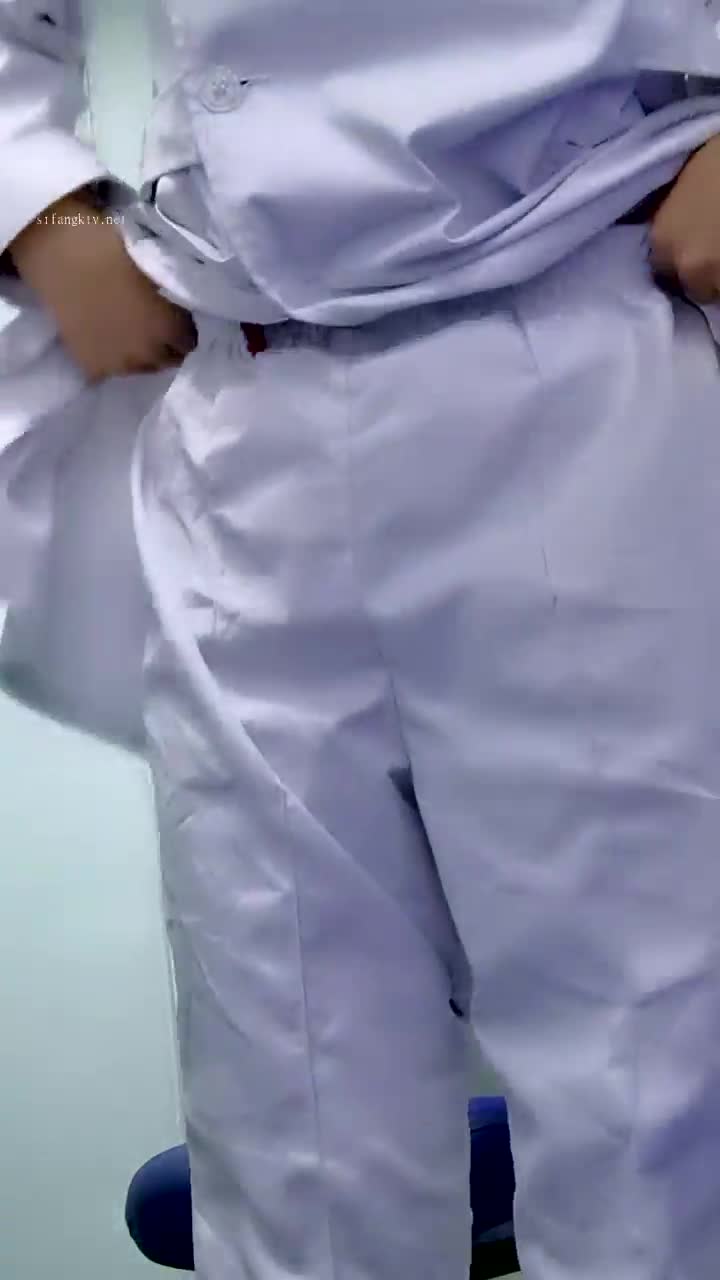   (11)