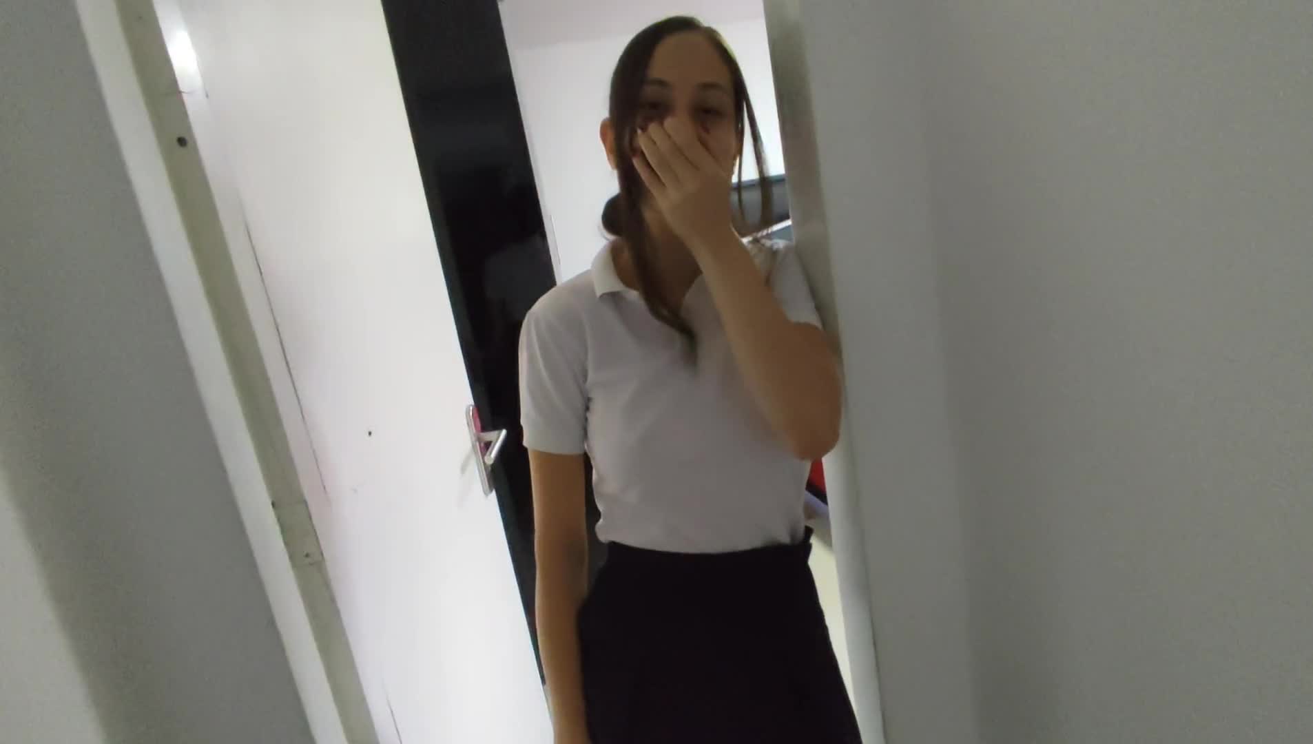 1 (8)