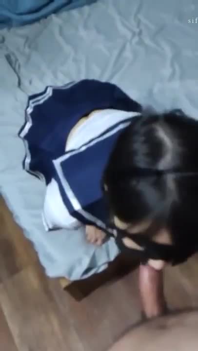 V23