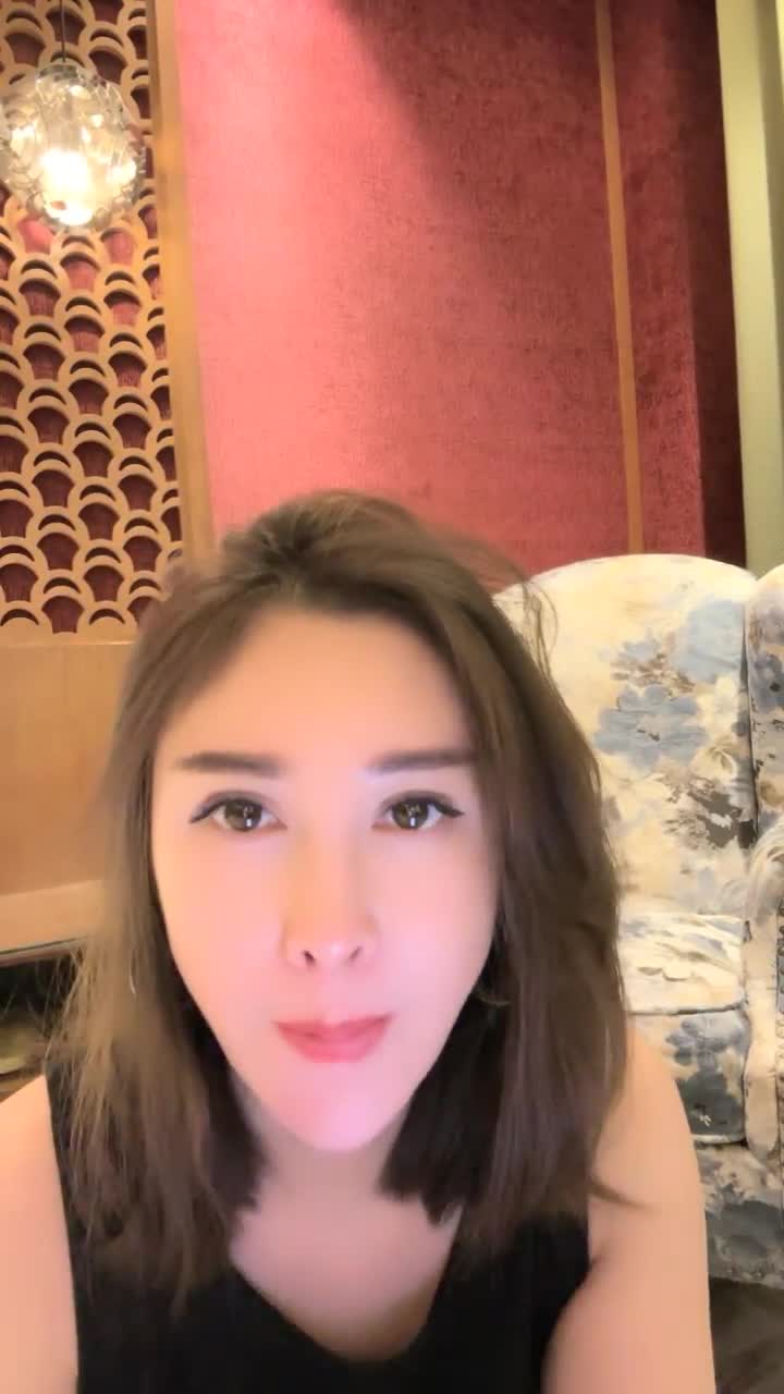  (4)