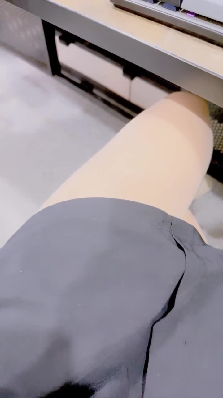  (1)