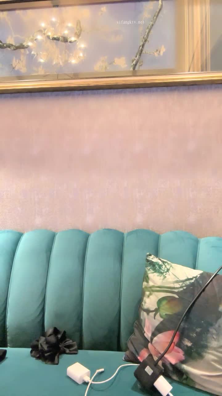  (6)