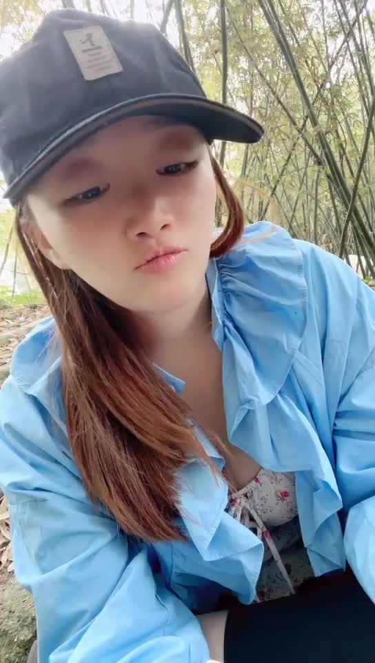  (18)