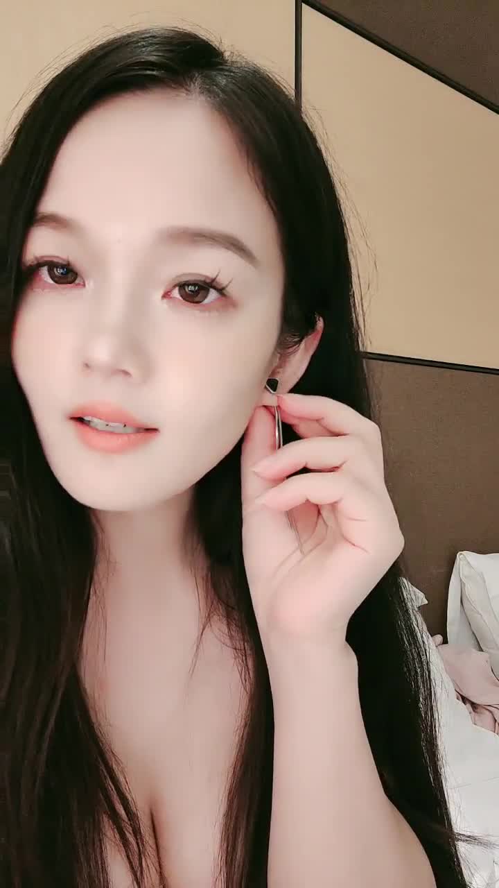  (6)