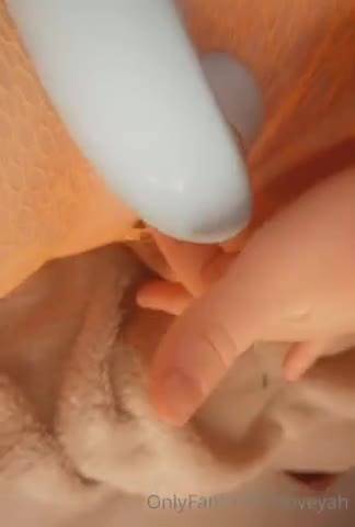  (12)