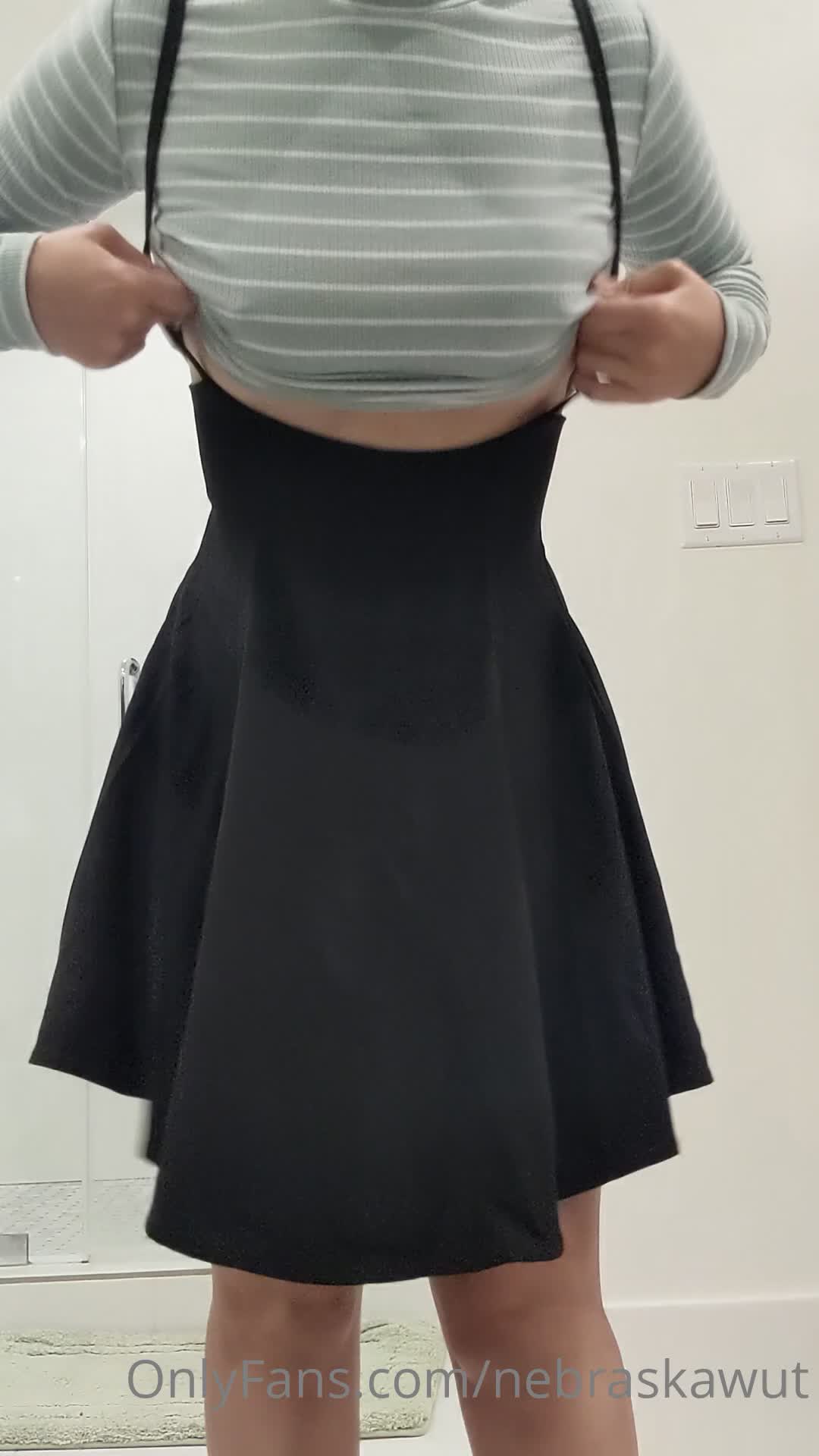  (17)
