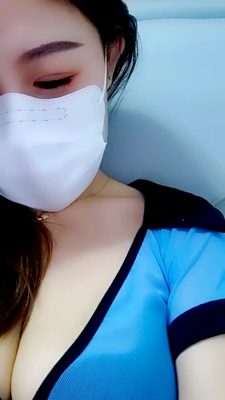  (21)