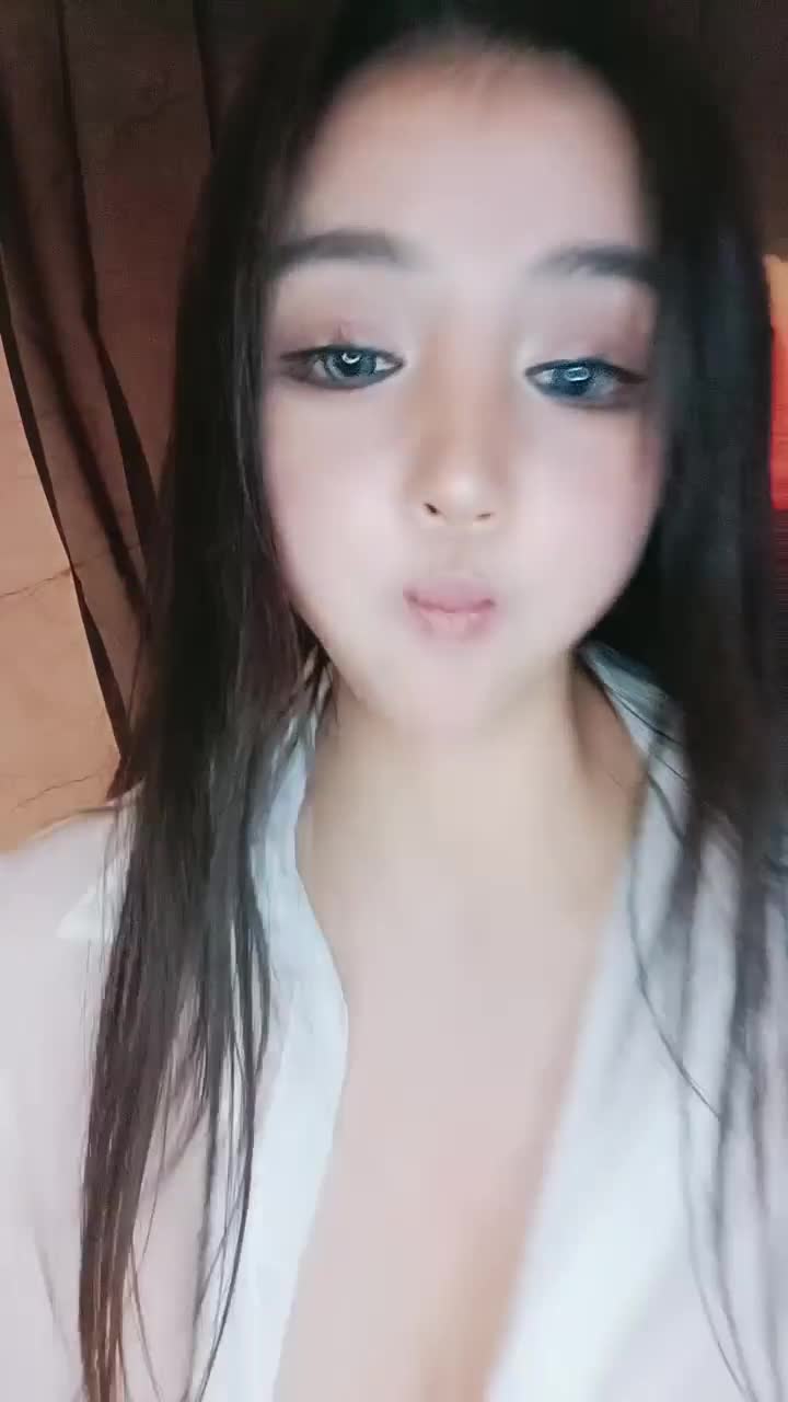  (8)